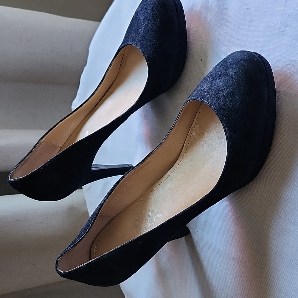 Marc Fisher Navy Suede Pumps